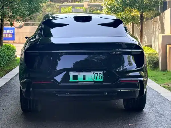 Lotus ELETRE 2025
