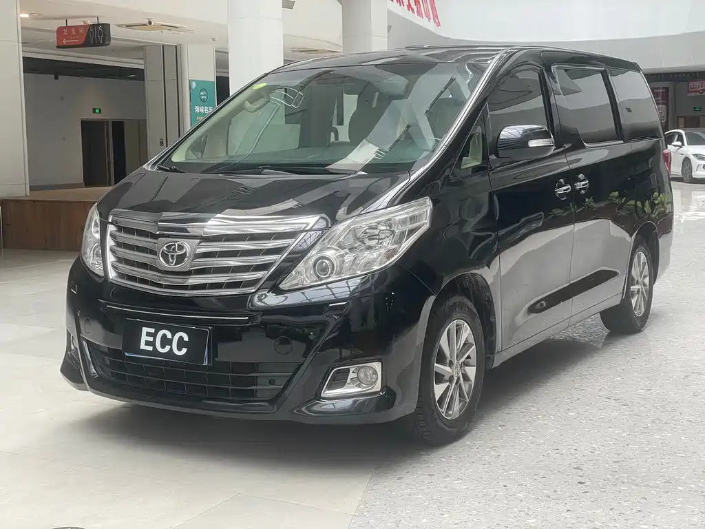 Toyota Alphard 2012