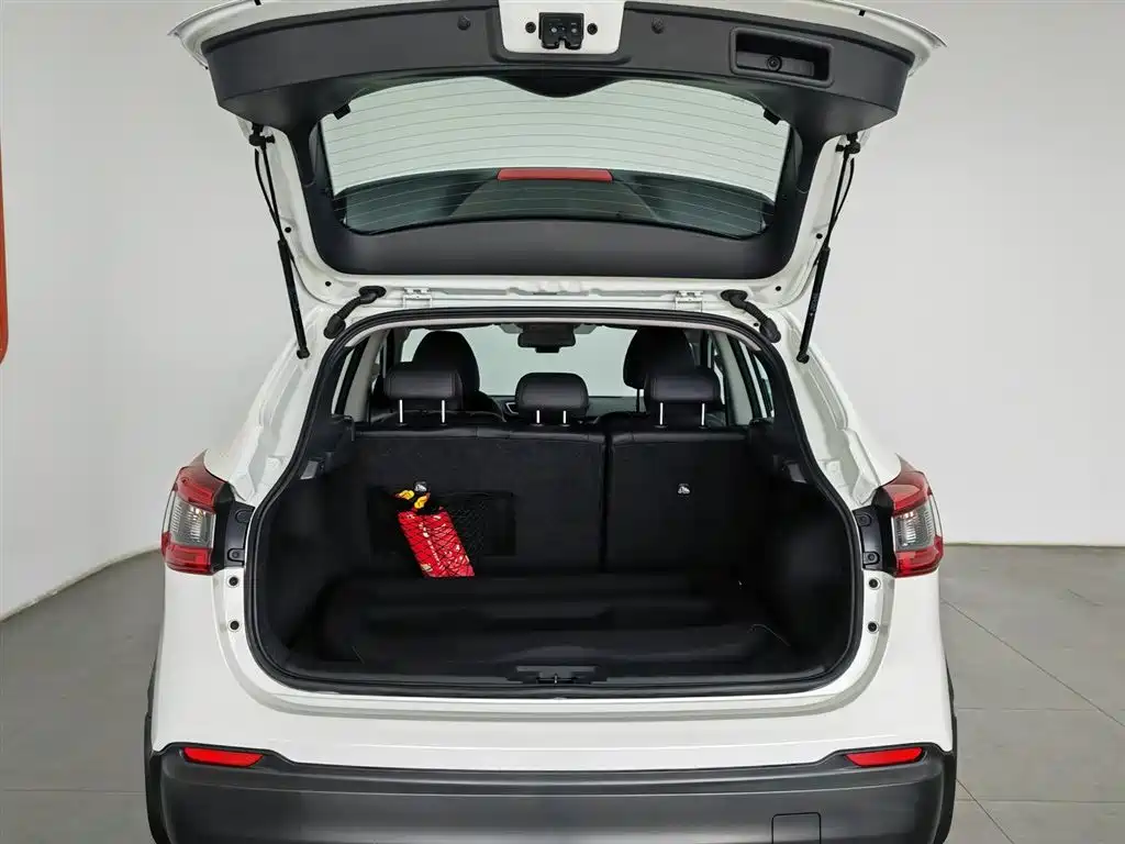 Nissan Qashqai 2022 — фото 16
