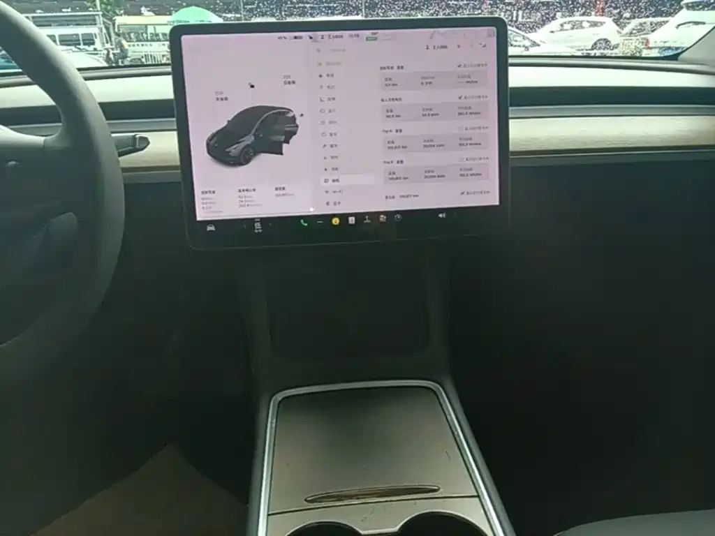 Tesla Model Y 2021 — фото 13