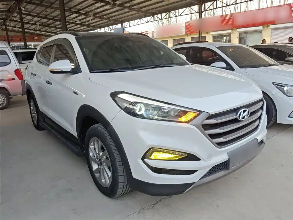 Hyundai Tucson 2016 — фото 22