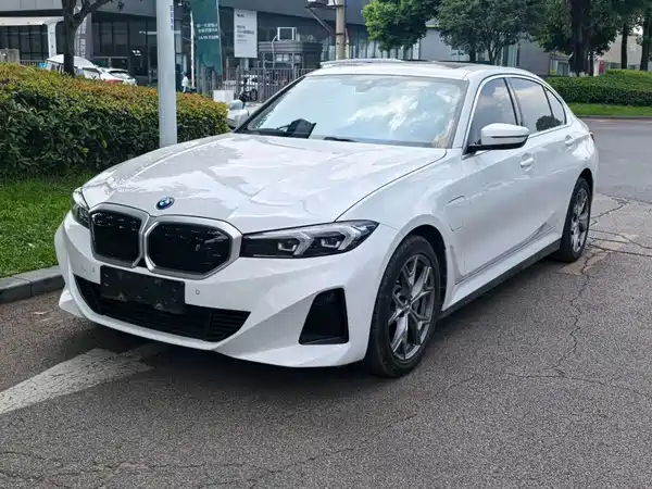BMW i3 2023