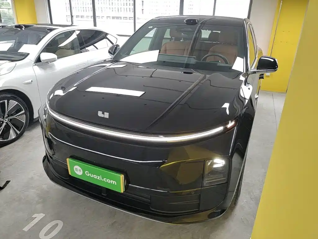 Li Auto Li L6 2025
