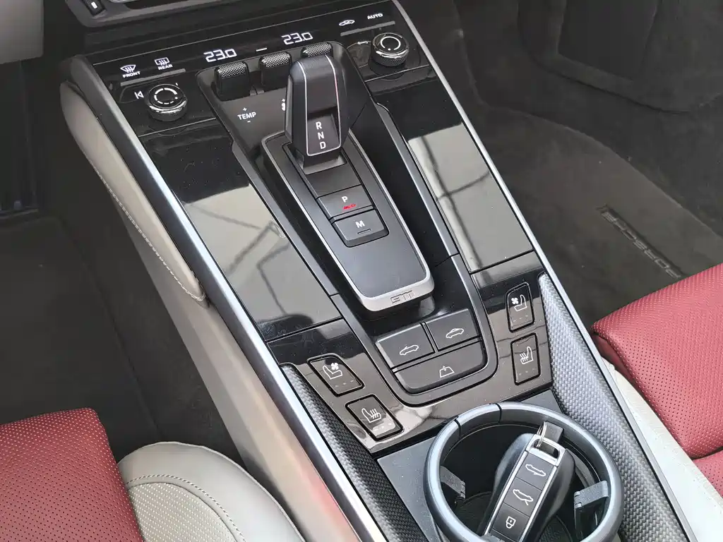 Porsche 911 2022 — фото 12