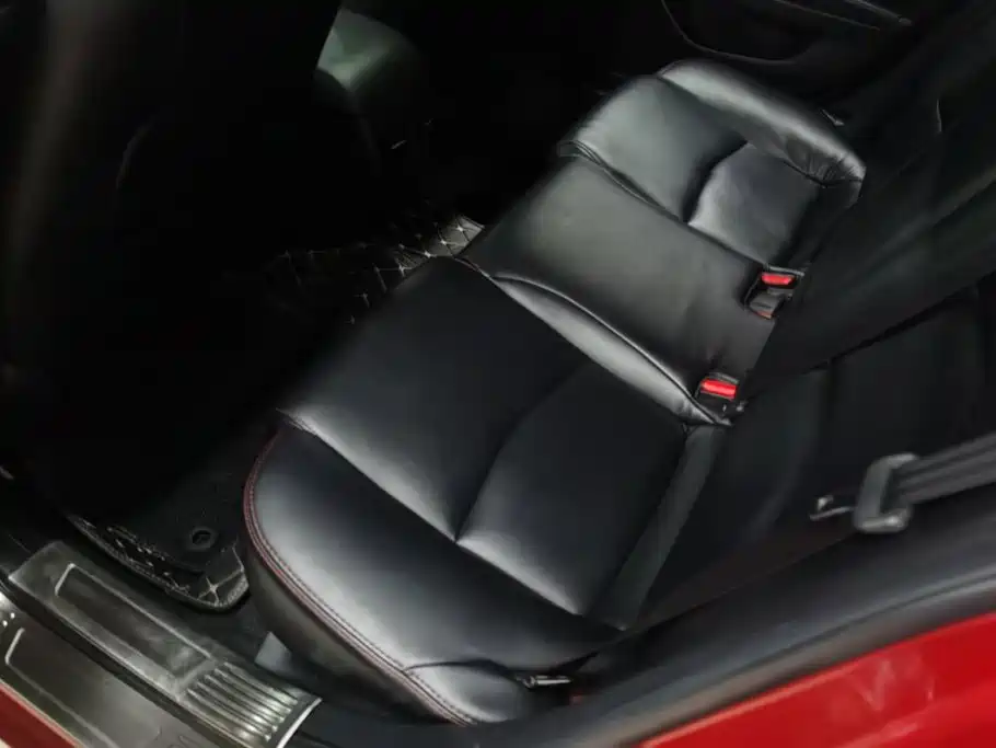Mazda 3 Axela 2017 — фото 11