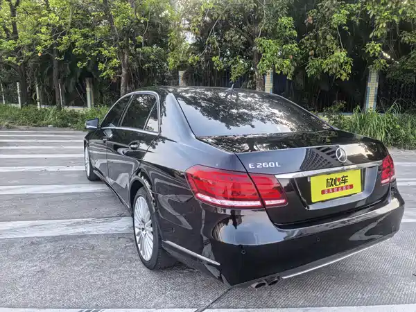 Mercedes-Benz E-Class 2013