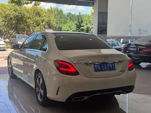 Mercedes-Benz C-Class 2019