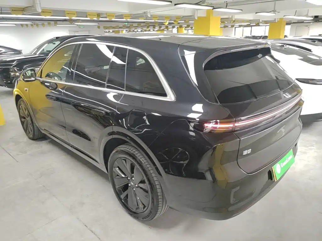 Li Auto Li L6 2025