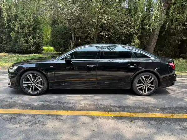 Audi A6L 2020