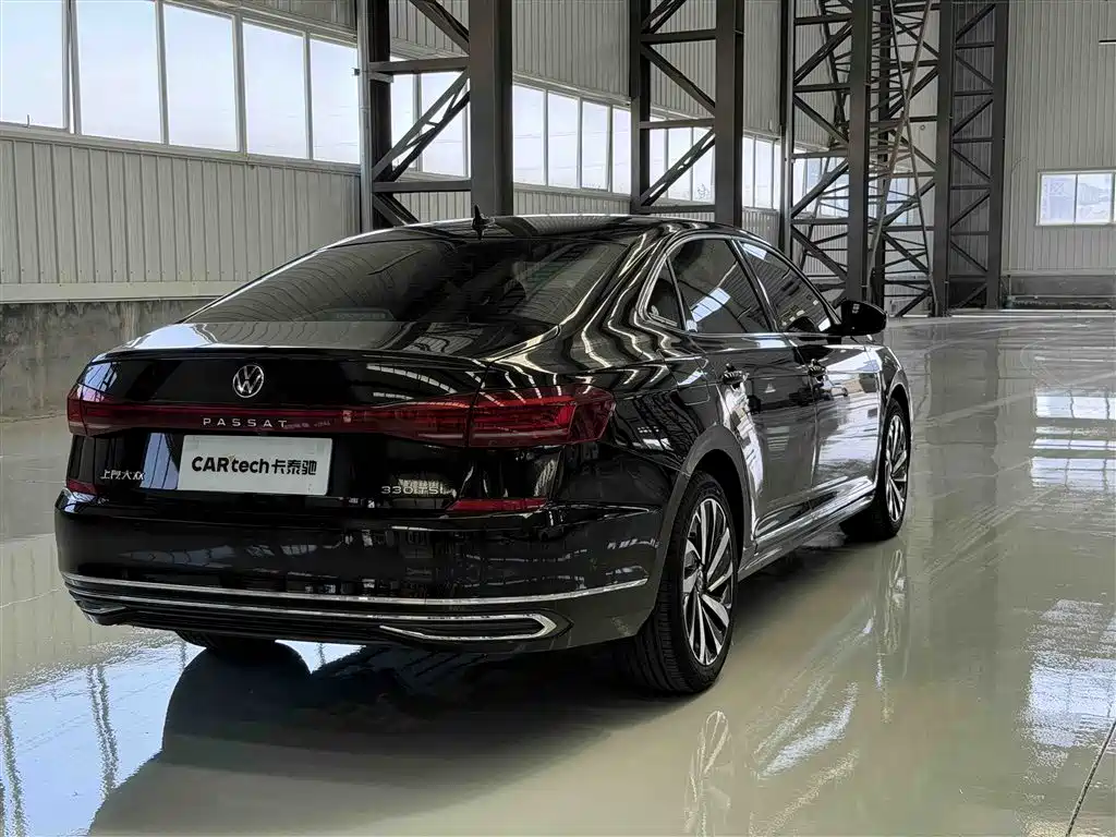 Volkswagen Passat 2022