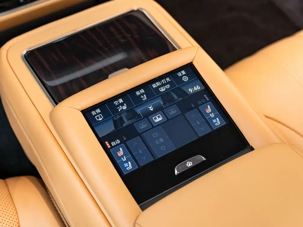 Lexus LS 2021 — фото 19