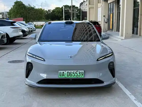NIO ET5T 2024