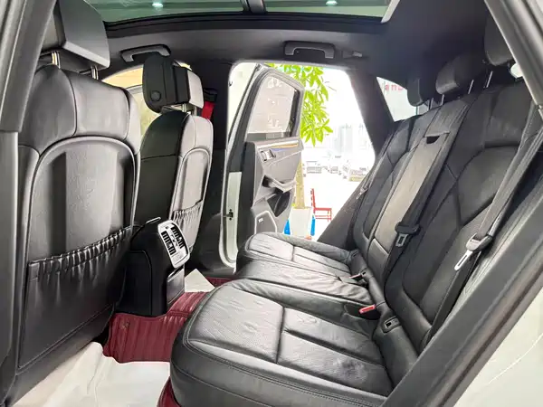 Porsche Macan 2014