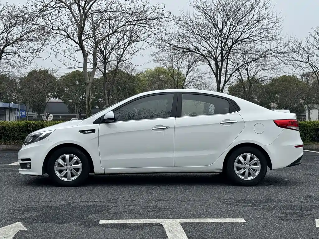 Kia K2 2015 — фото 2
