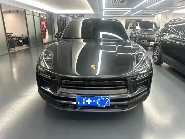 Porsche Macan 2022