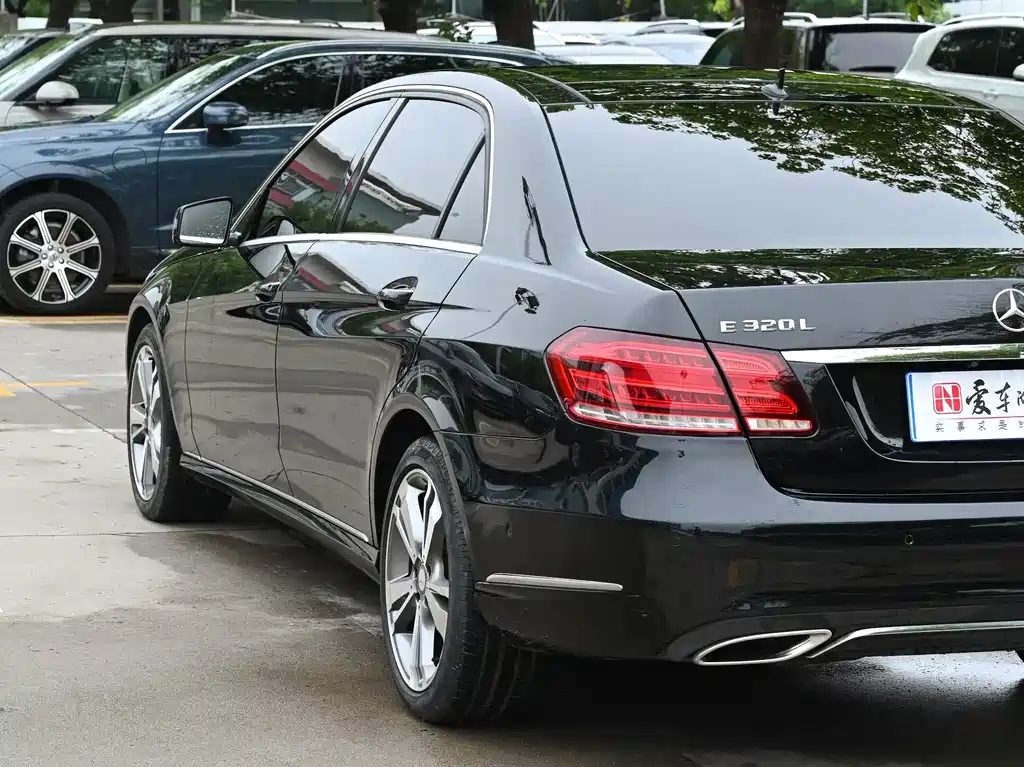 Mercedes-Benz E-Class 2014 — фото 9