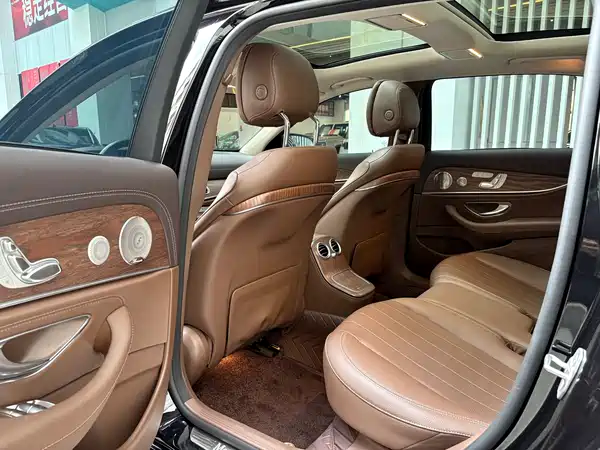 Mercedes-Benz E-Class 2021
