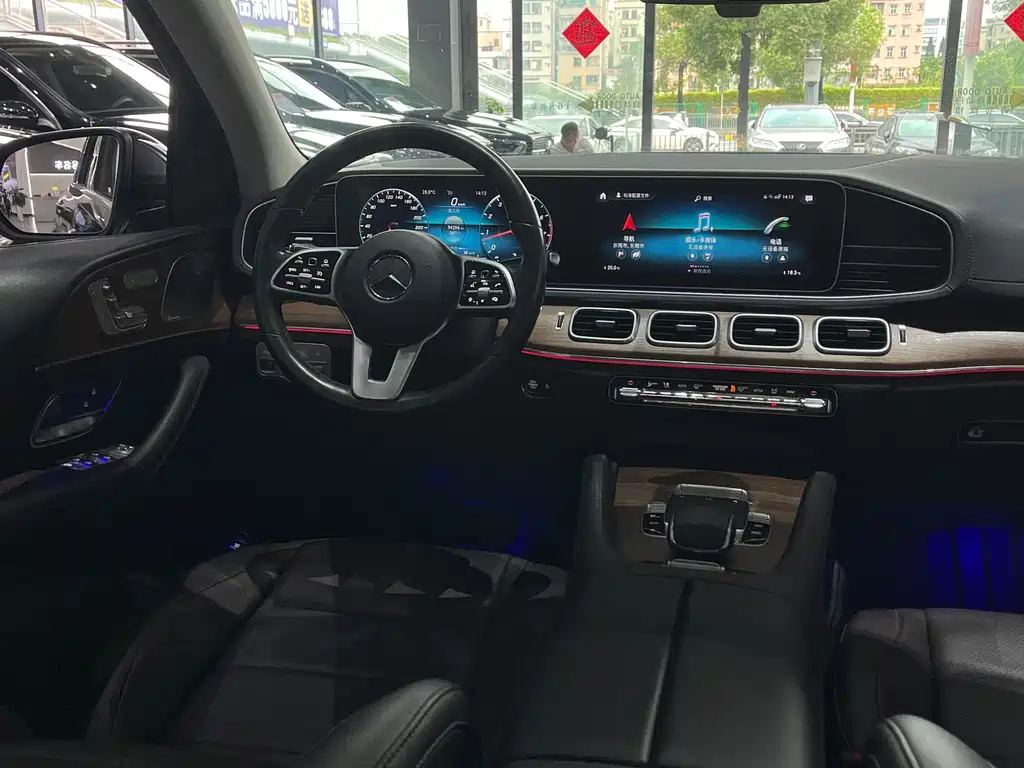Mercedes-Benz GLE 2019 — фото 15