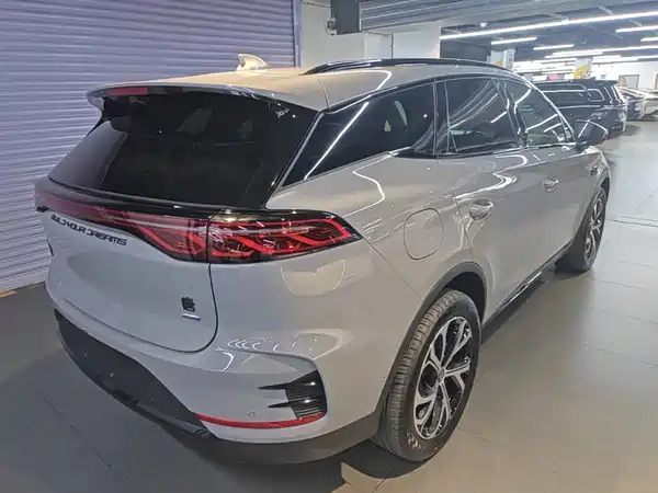 BYD Tang New Energy 2025