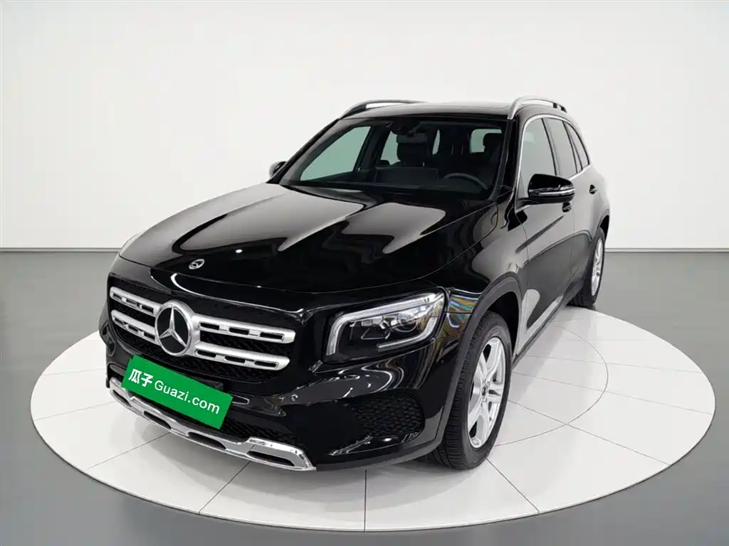 Mercedes-Benz GLB 2022 — фото 1