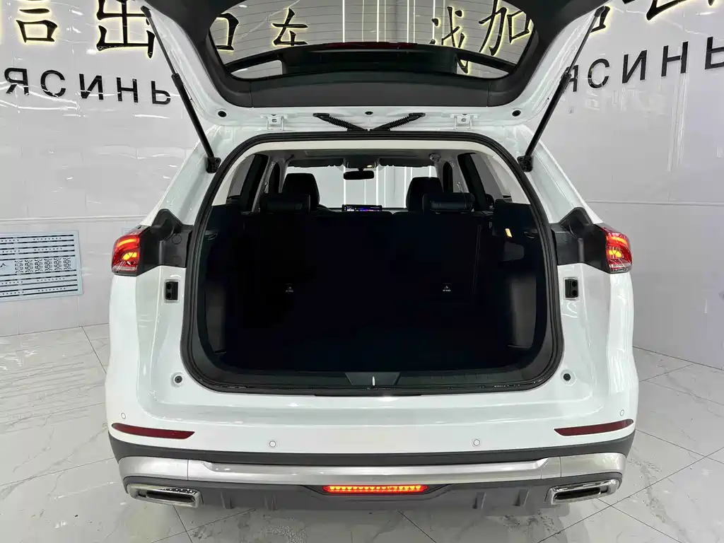 Haval H6 2023 — фото 18