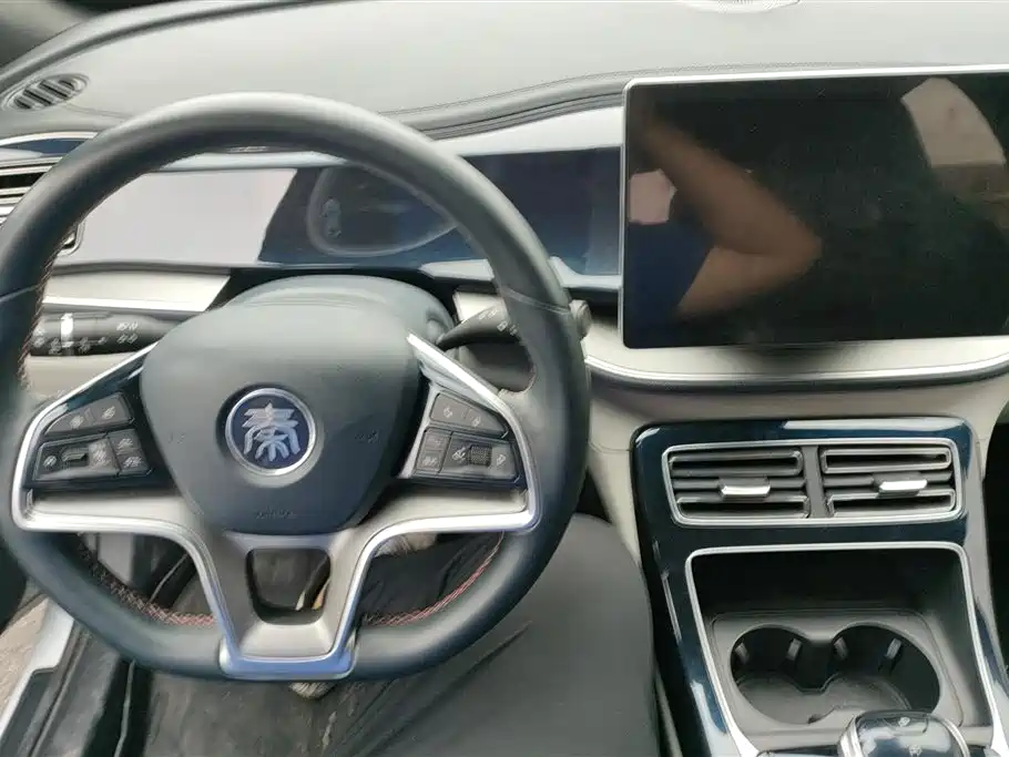 BYD Qin PLUS 2023 — фото 12