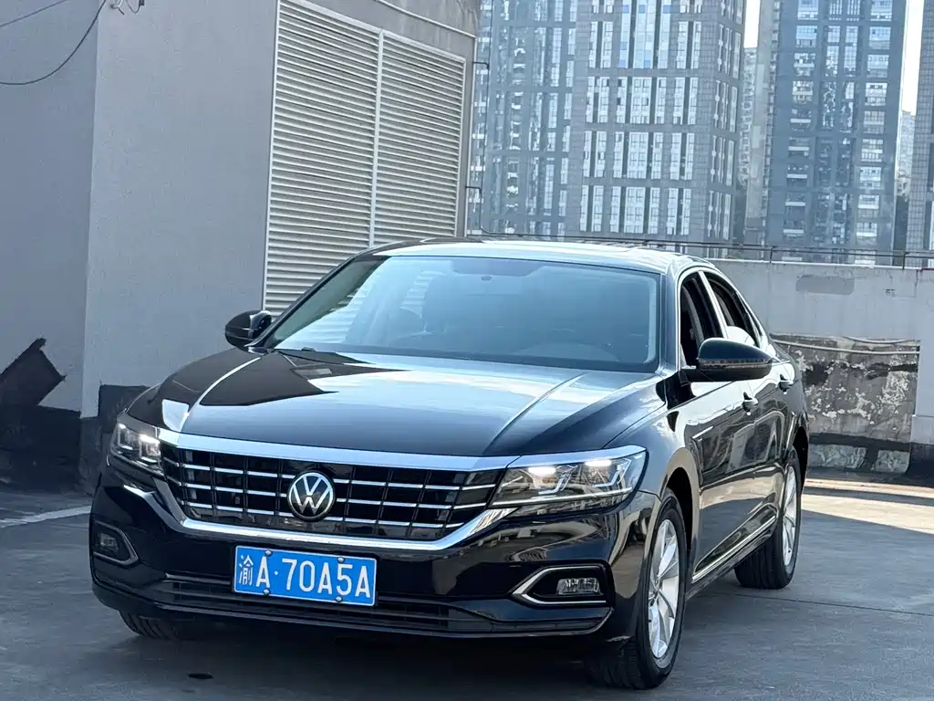 Volkswagen Passat 2021
