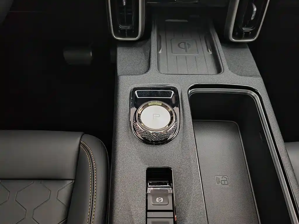 Haval Big Dog 2023 — фото 13