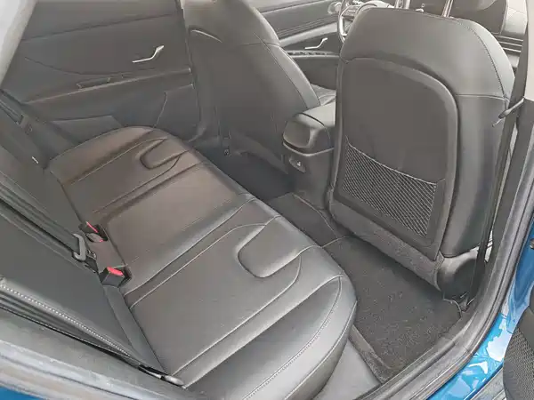 Hyundai Elantra 2021