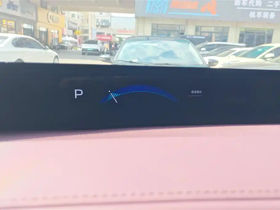 Xiaomi YU7 2025 — фото 14