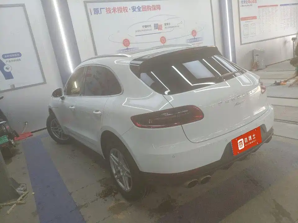 Porsche Macan 2017