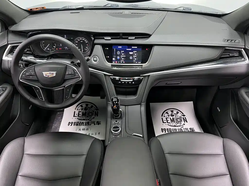 Cadillac XT5 2022 — фото 14