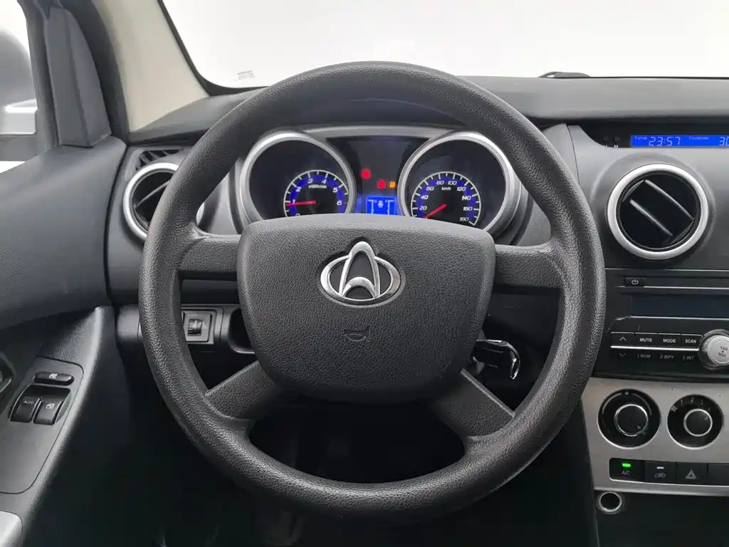 Changan Uno S 2015 — фото 14