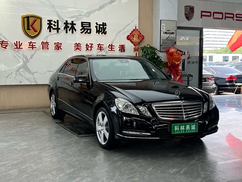 Mercedes-Benz E-Class 2013
