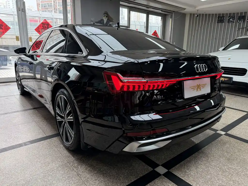 Audi A6L 2025 — фото 4