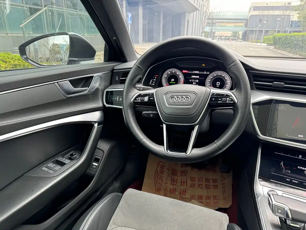 Audi A6L 2022