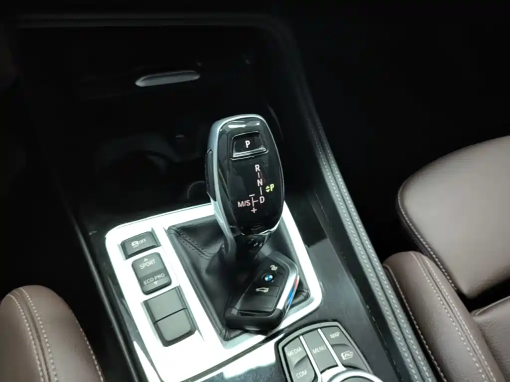 BMW 1 Series 2021 — фото 14