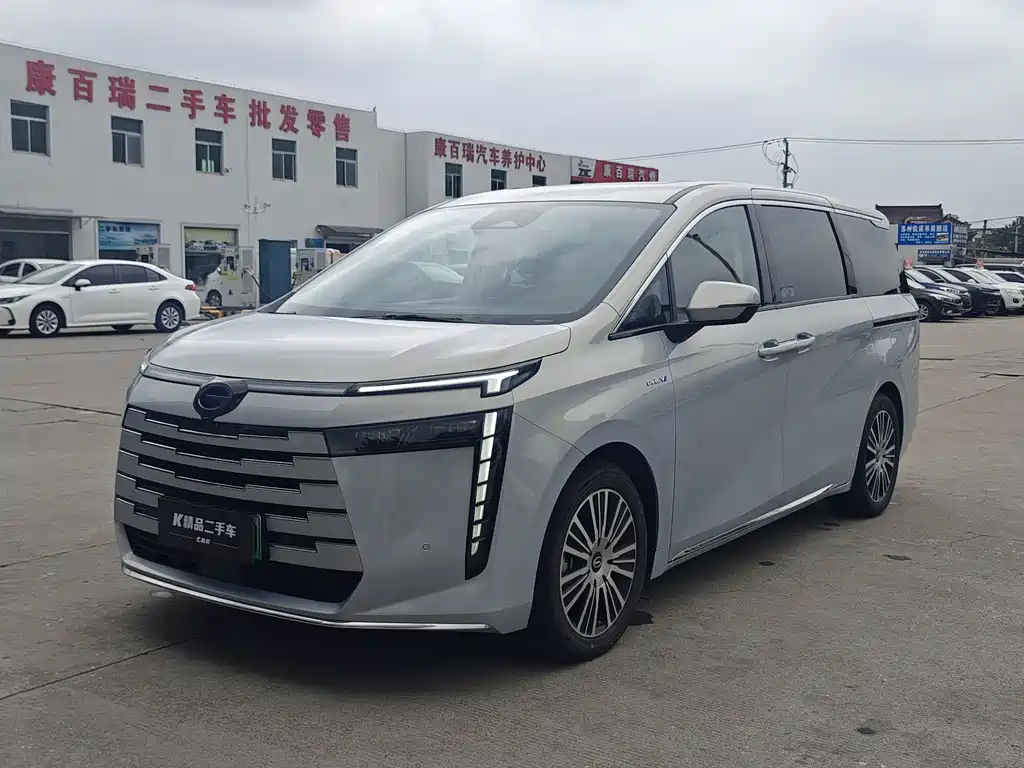 GAC Motor E8 PHEV 2024