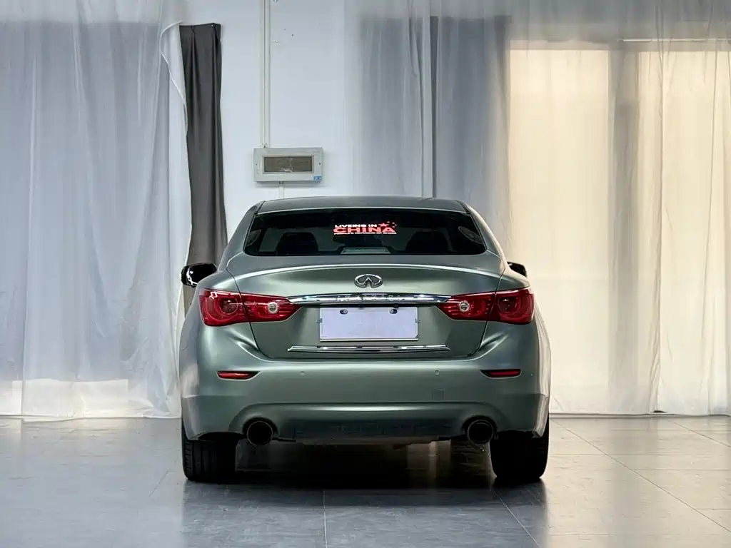 Infiniti Q50L 2015