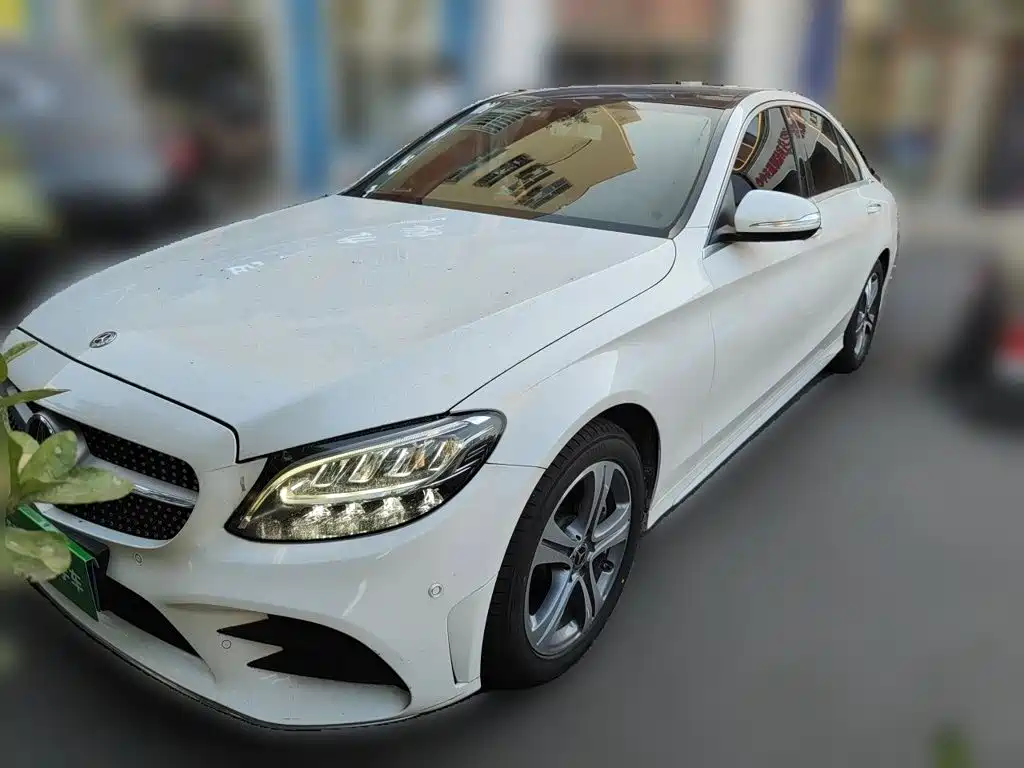 Mercedes-Benz C-Class 2020