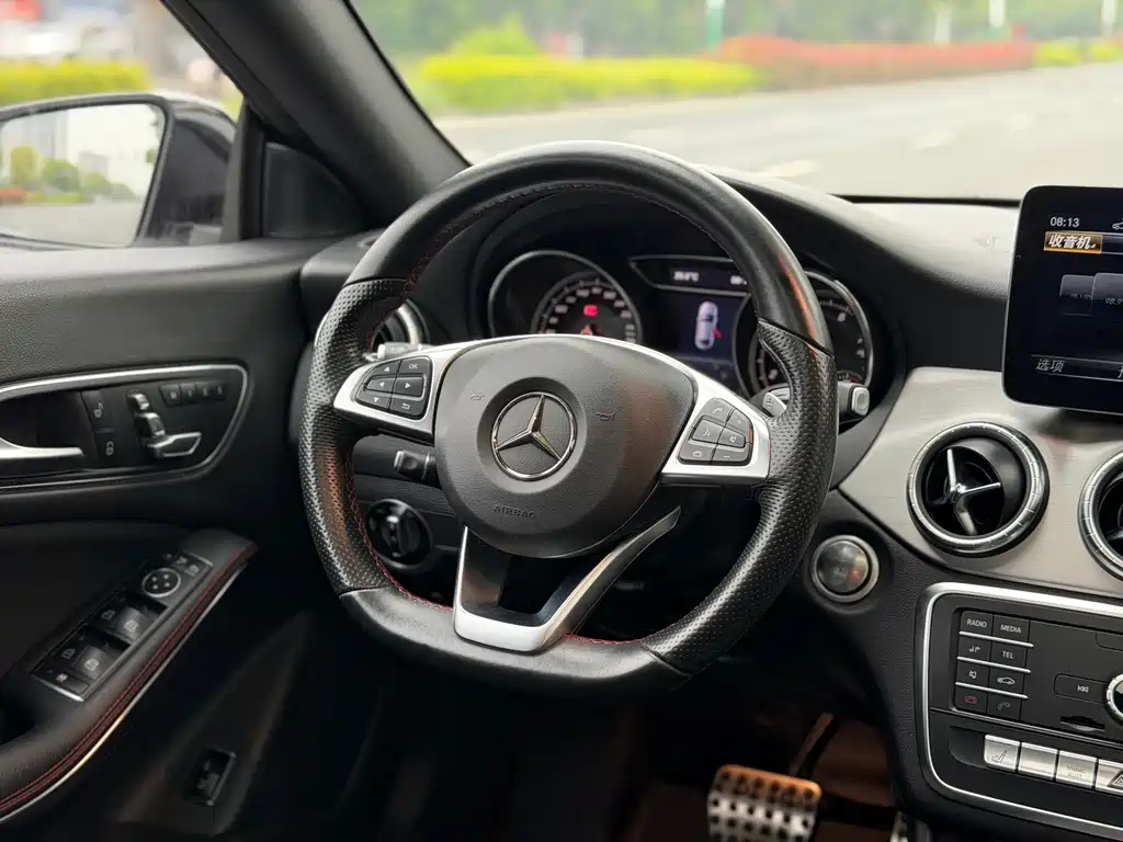 Mercedes-Benz CLA 2018 — фото 15