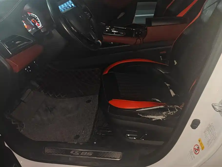 Changan CS85 COUPE 2019 — фото 9