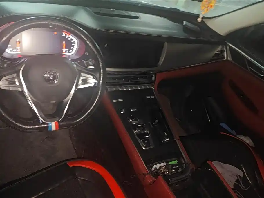 Changan CS85 COUPE 2019 — фото 12