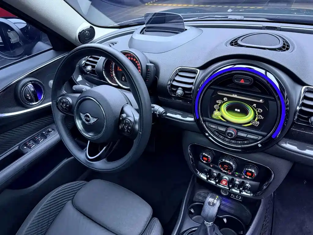 MINI Clubman 2017 — фото 19