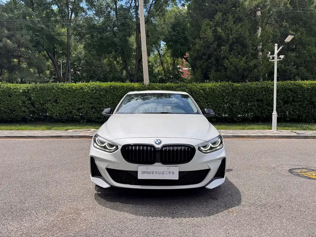 BMW 1 Series 2022