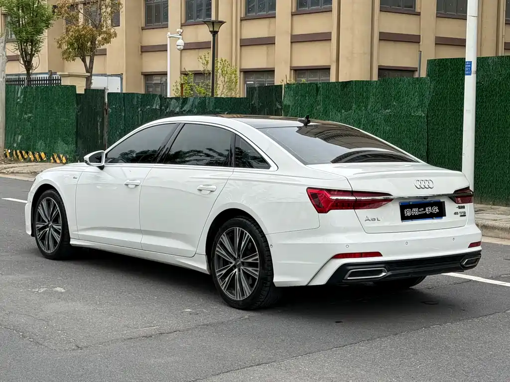 Audi A6L 2019 — фото 8