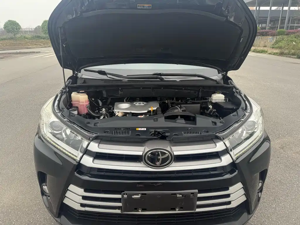 Toyota Highlander 2019 — фото 19