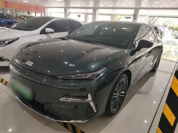 Geely Galaxy Starshine 8 2025