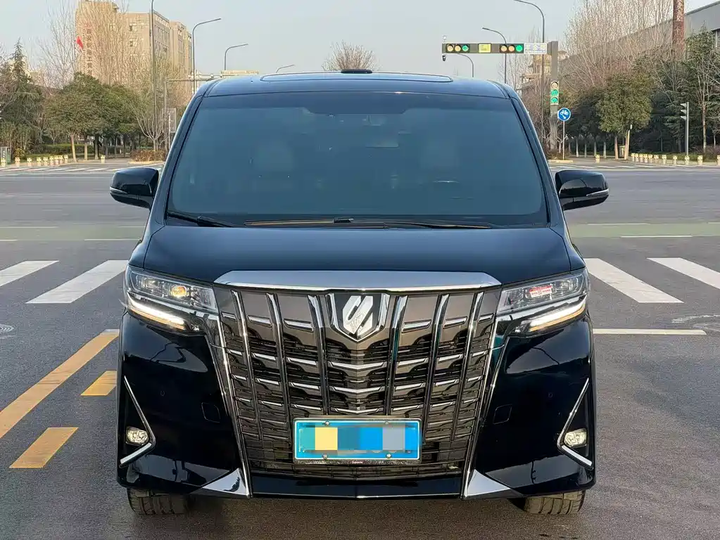 Toyota Alphard 2018 — фото 2