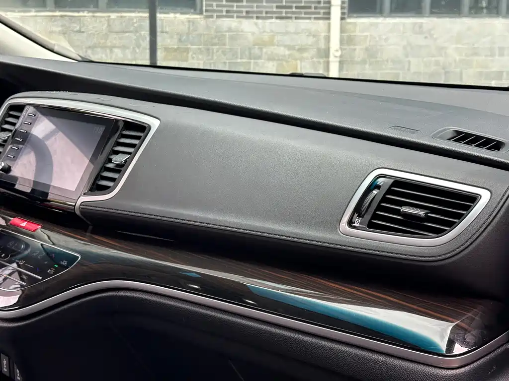 Honda Odyssey 2019 — фото 20